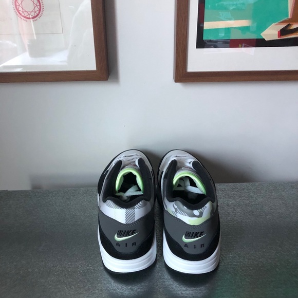Nike Air Max 1 - Remix - Picture 3 of 4